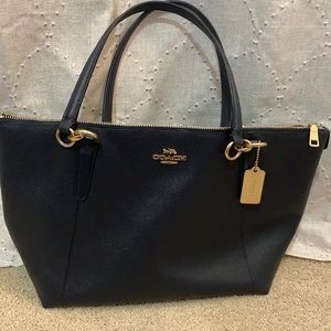 Navy Coach tote